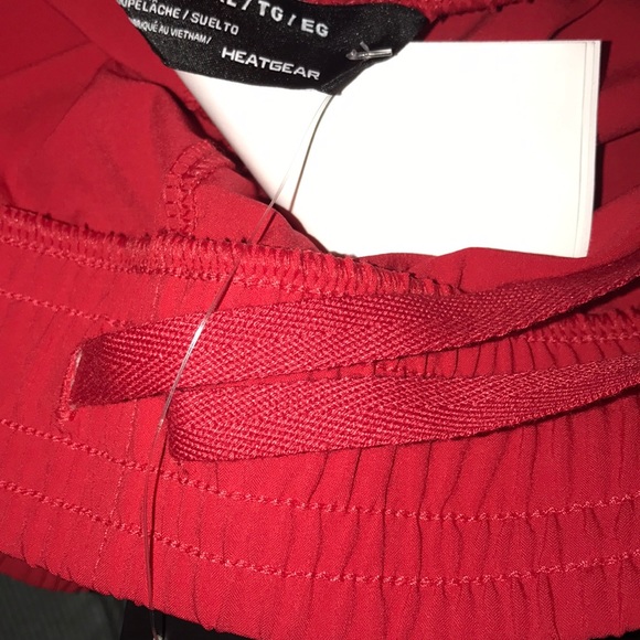 Under Armour Charger warmups - Picture 5 of 6